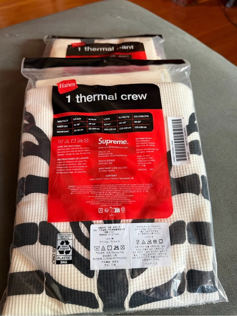 Hanes White Thermal Pant & Crew with Red Logo Band - Picture 3 of 4